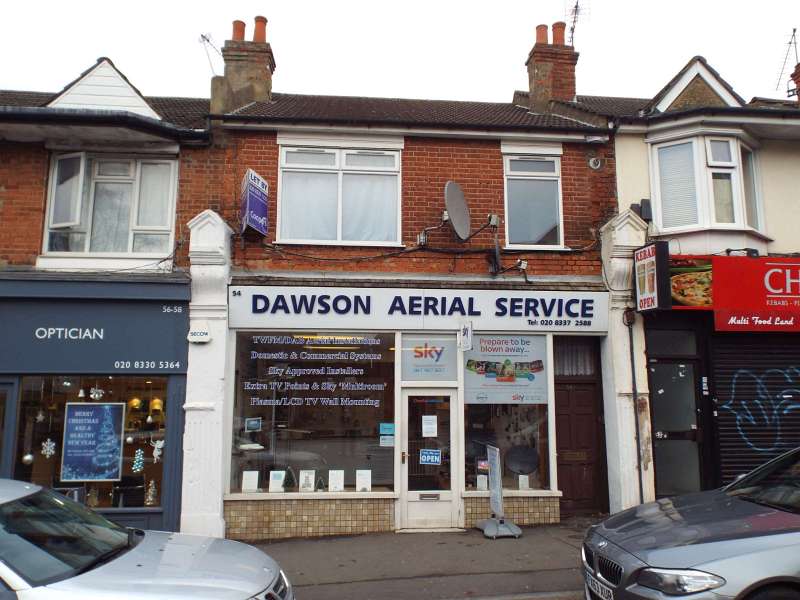 Exterior: Central Road, Worcester Park