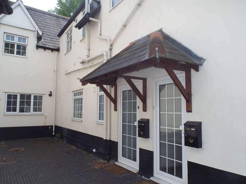 The Coach House, Mulgrave Road, Sutton £1,300 PCM Unfurnished