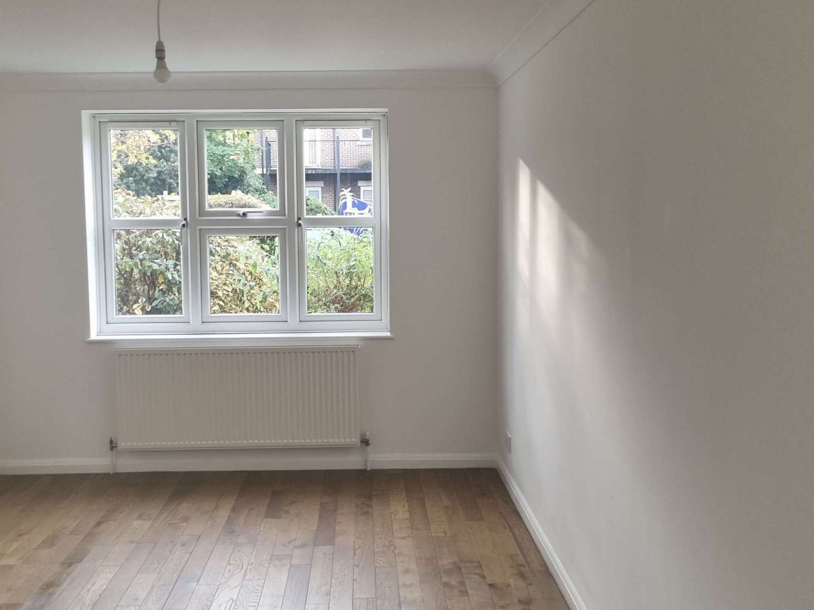 Claire Court, Mulgrave Road, Sutton £1000 PCM Unfurnished Huggins Edwards & Sharp