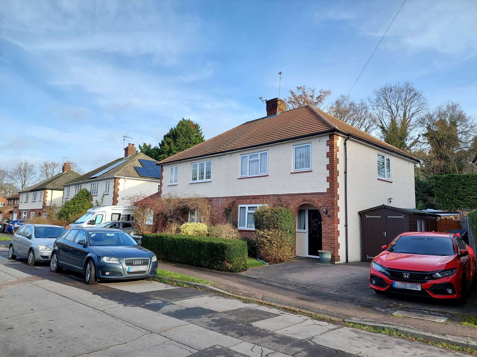 Merrylands Road, Great Bookham £600,000 Freehold Huggins Edwards