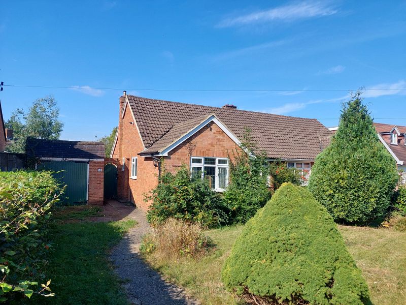 Eastwick Park Avenue, Great Bookham £525,000 Freehold Huggins Edwards & Sharp