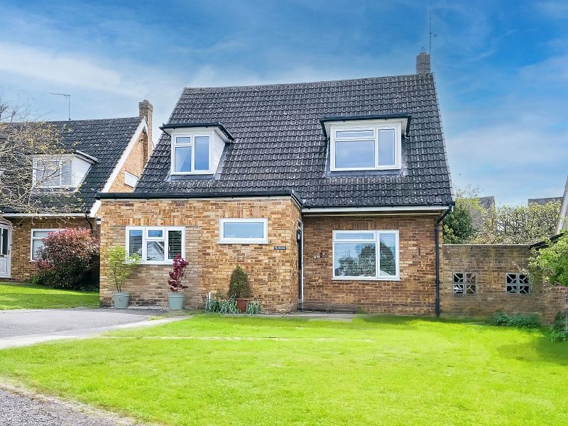 New Front: Links Way, Little Bookham