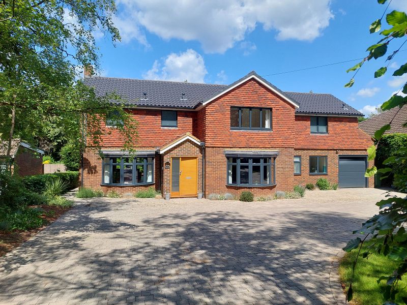 Front: Rookery Close, Fetcham