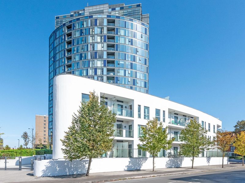 Exterior: Newgate Tower, Croydon