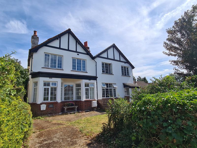 Front Elevation: Leatherhead Road, Great Bookham