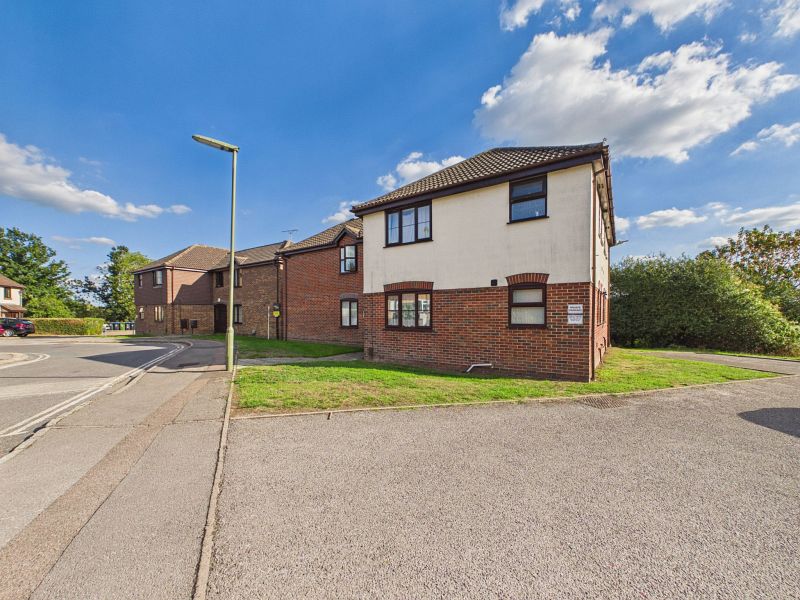Exterior: Teazlewood Park, Leatherhead